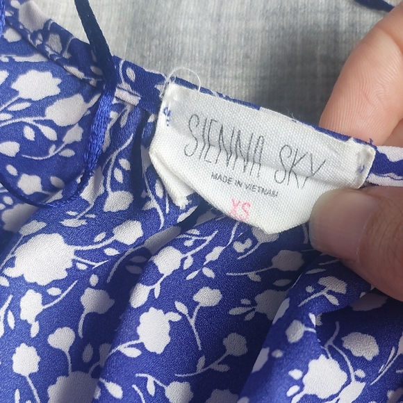 Sienna Sky Blue Floral Mini Dress Size XS - Picture 4 of 4